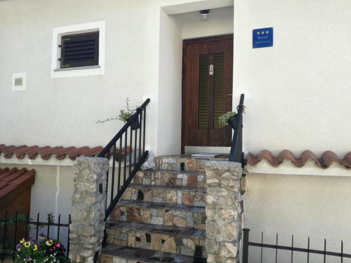 Apartment Vista Lupoglav  Exterior foto